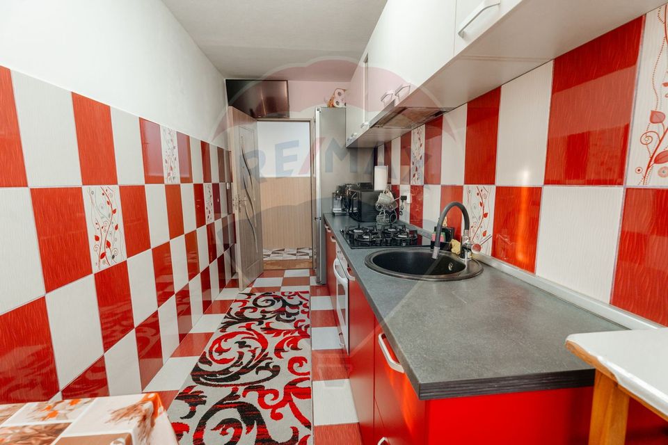 Apartament cu 2 camere de vânzare în zona Caragiale