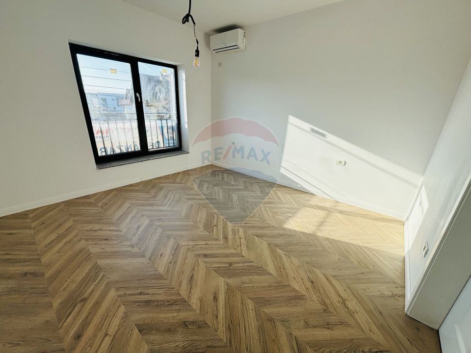 4 room House / Villa for sale