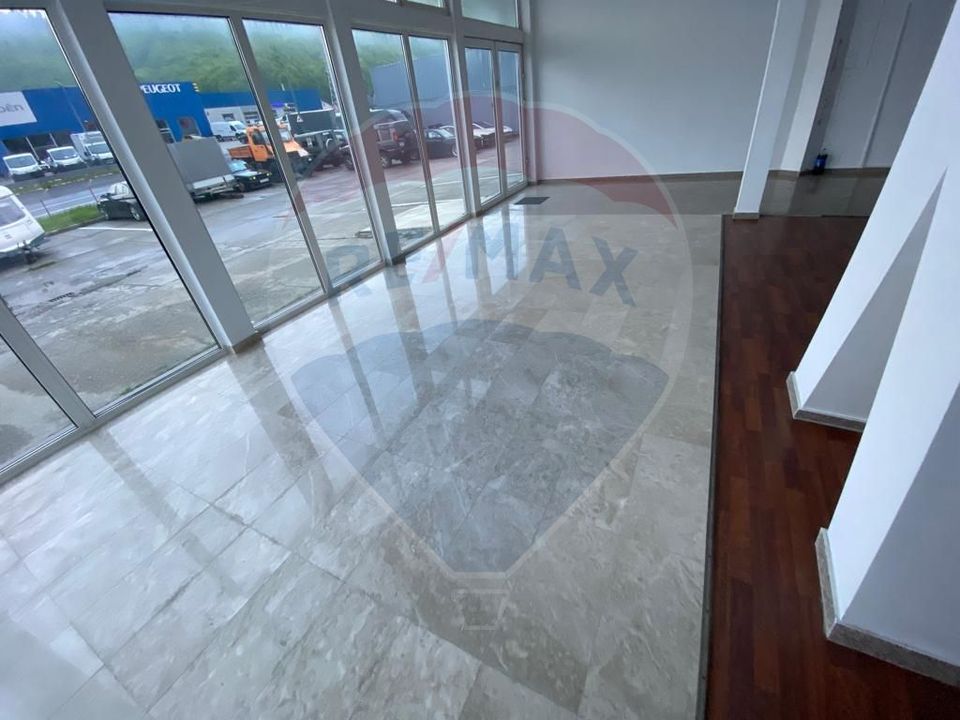 143sq.m Commercial Space for rent, Calea Bucuresti area