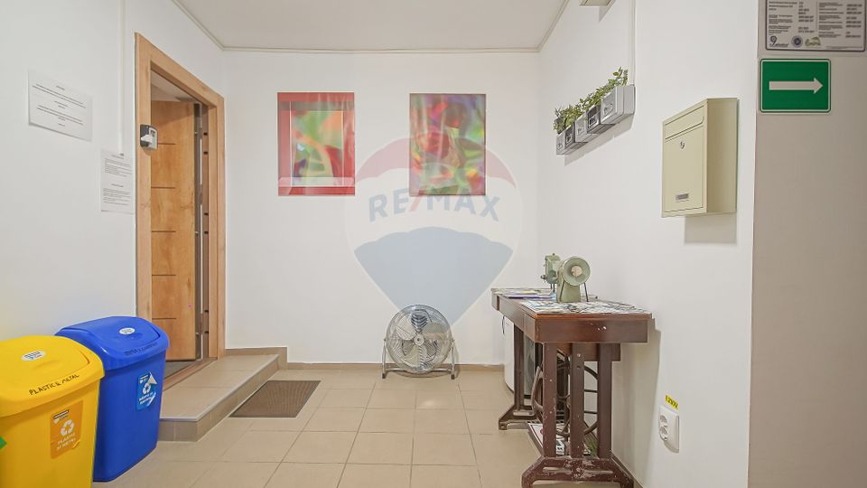 Casa cu 5 studiouri independente, terasa rooftop, vedere montana