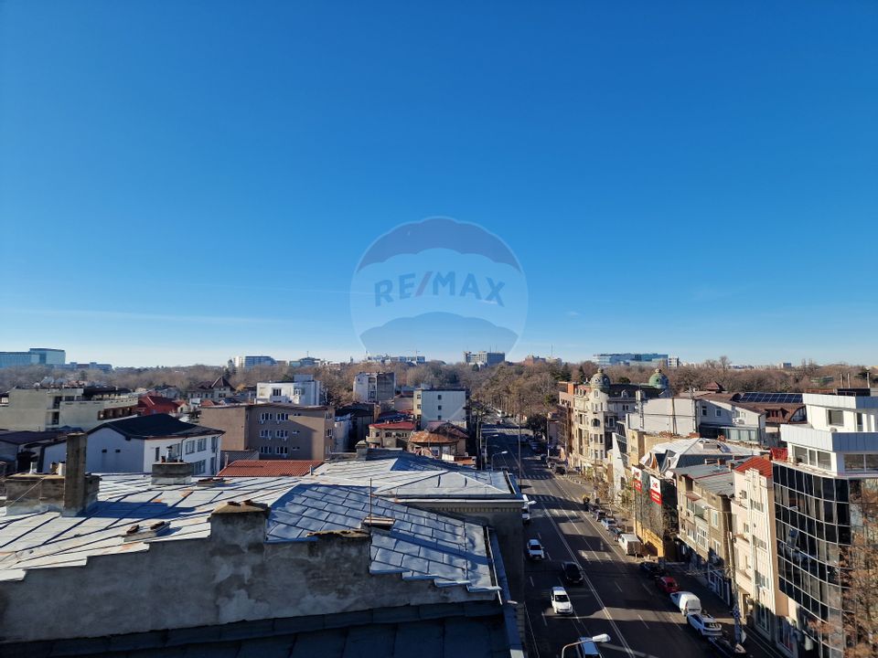 3 rooms apartment Cotroceni Superb view central heating 120 sqm