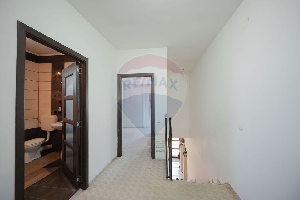 Duplex cu 3 camere de vânzare, zona Ioșia, Oradea