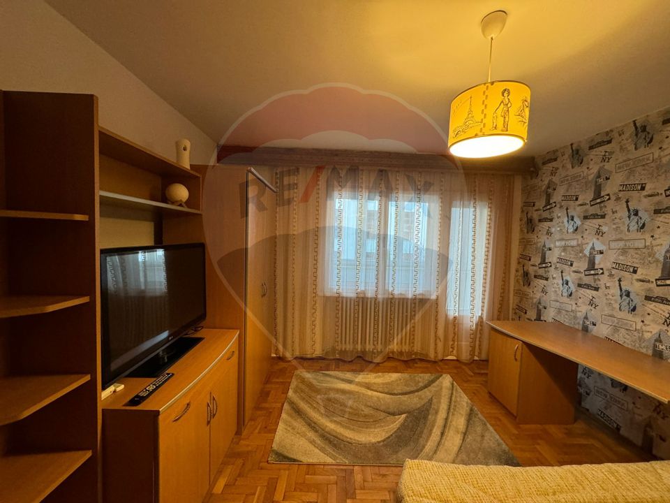 DE ÎNCHIRIAT- apartament 2 camere + garaj