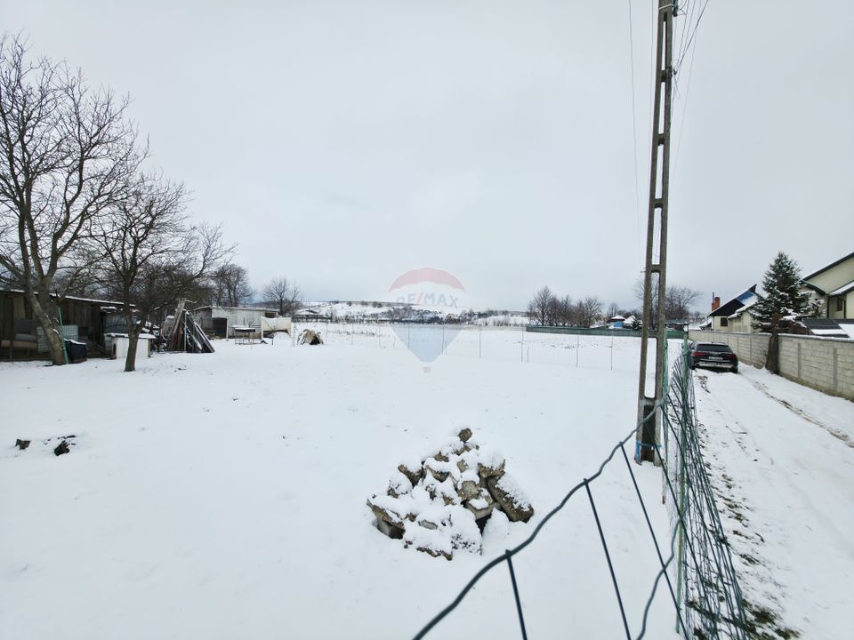 Land 325sqm Dobreni / Strada LASCAR CATARGIU