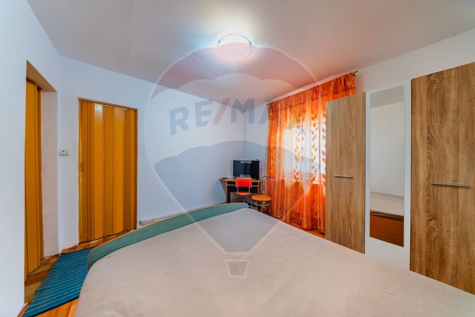 Apartament cu o camera in zona Parneava