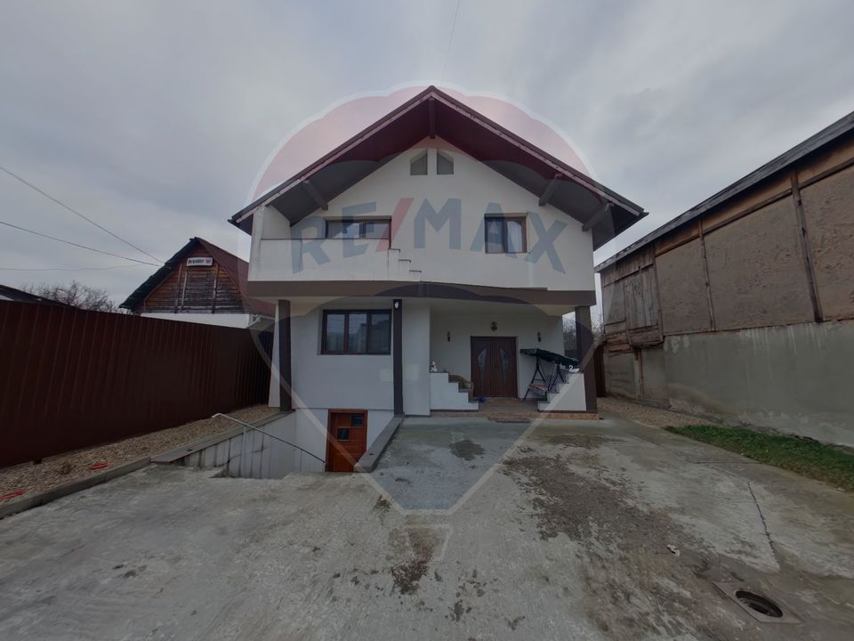 5 room House / Villa for sale, Central area