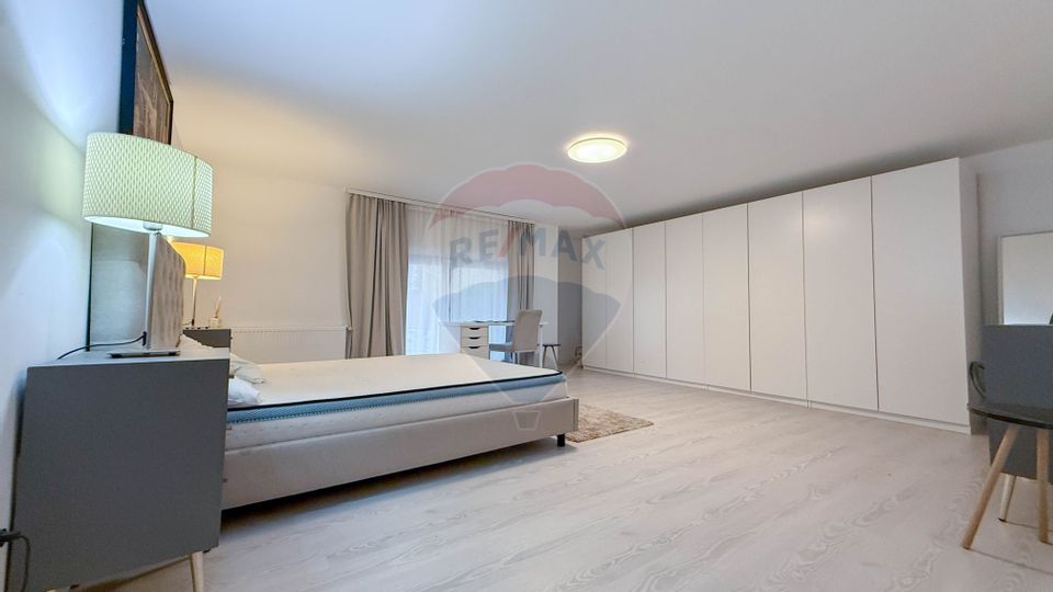 Apartament cu 4 camere de închiriat Aviatorilor