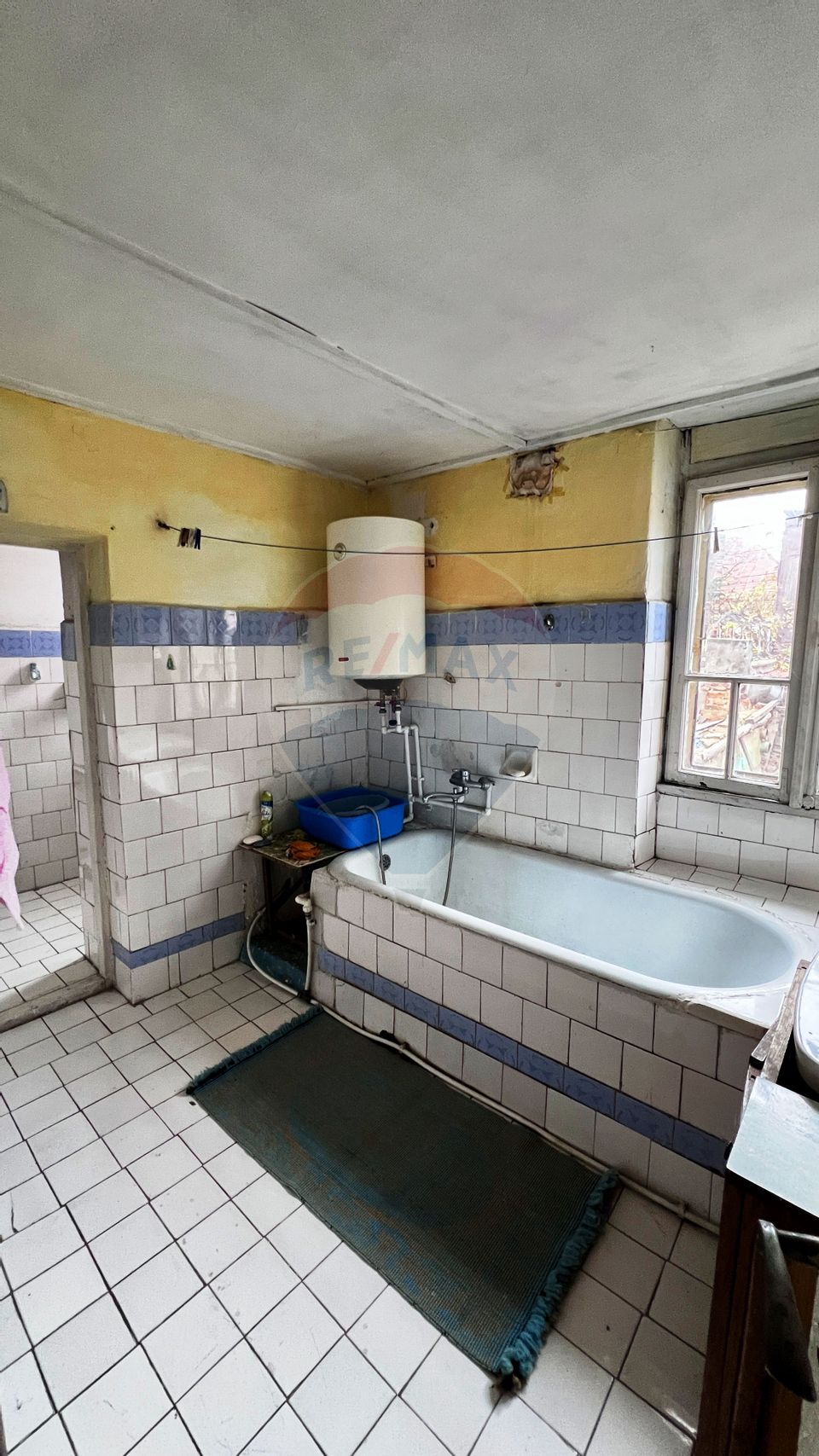 Casă / Vilă cu 3 camere de vânzare pe strada Domnească, Galați