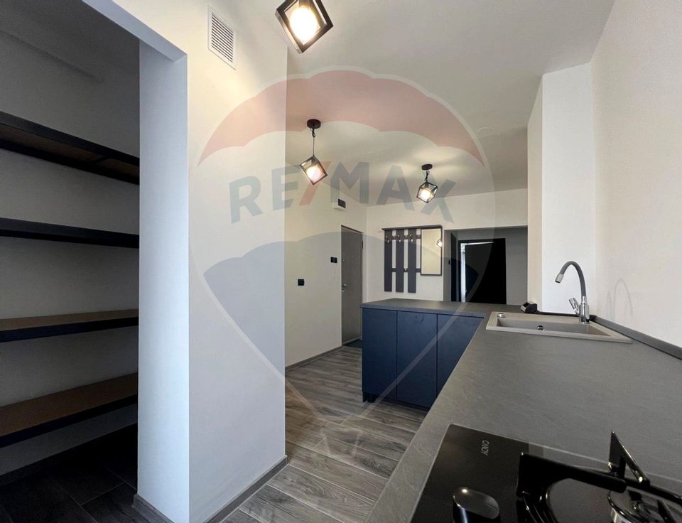 Apartament spațios de închiriat, strada Năsăud, bloc cu lift