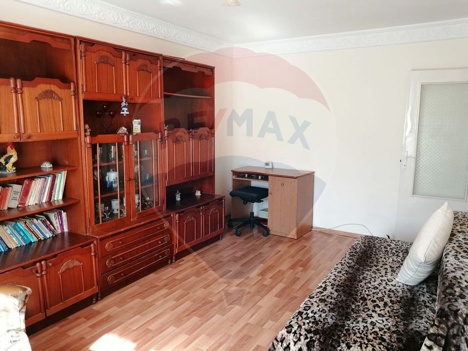 2 room Apartment for rent, Micro 17 area