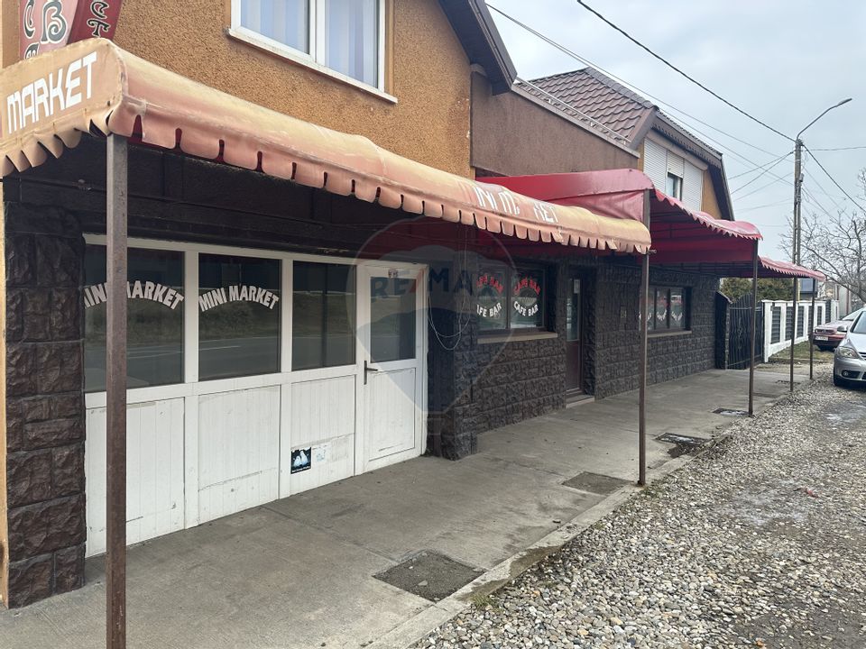 100sq.m Commercial Space for rent