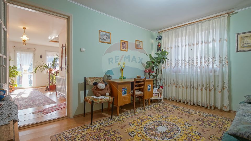 Casă spațioasă și practică, aproape natură si oraș- Cartier Dârste