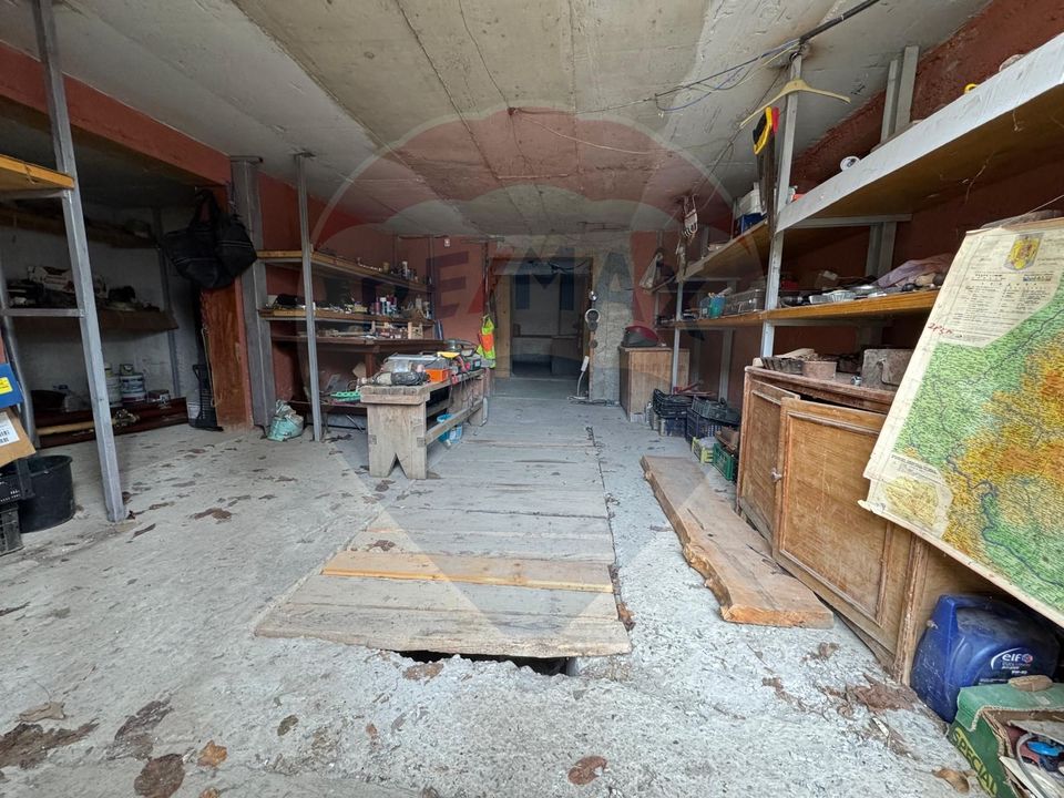 6 room House / Villa for sale, Darmanesti area