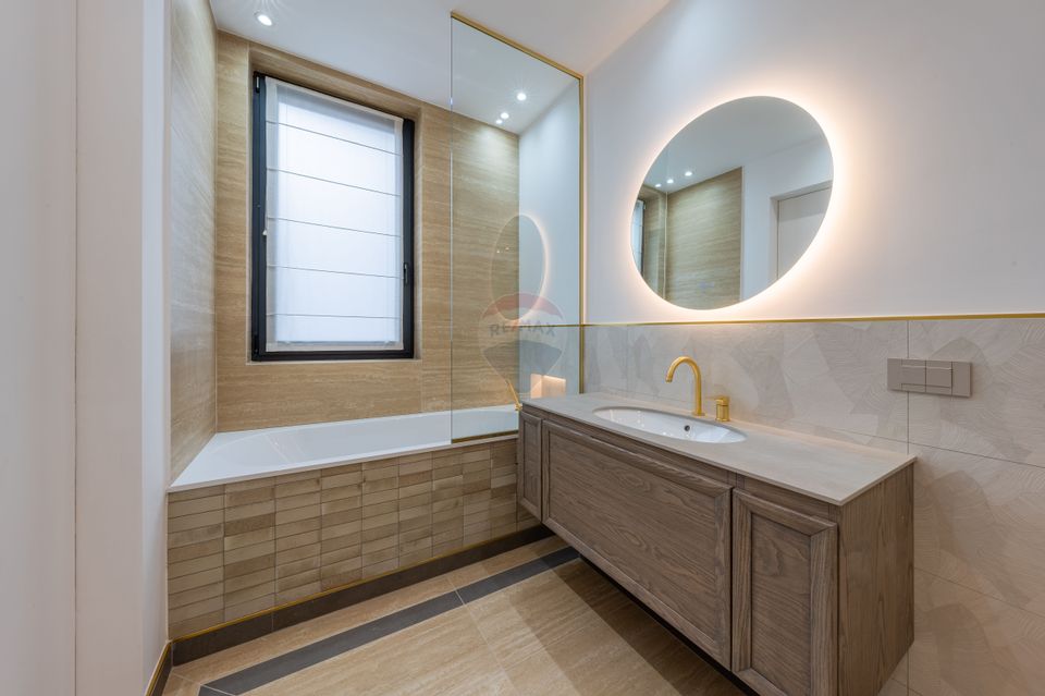 4 room House / Villa for sale