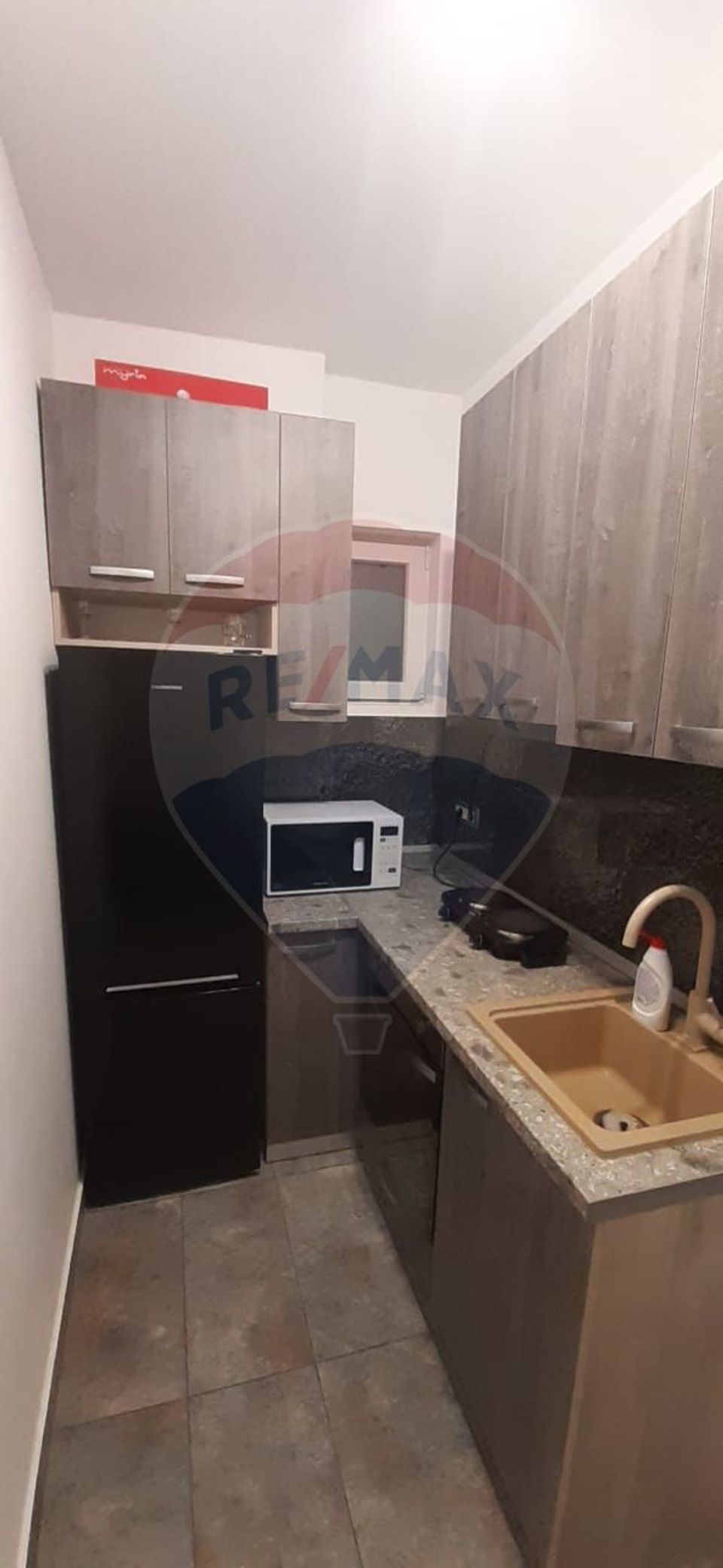 Apartament cu 4 camere de vânzare Sala Palatului