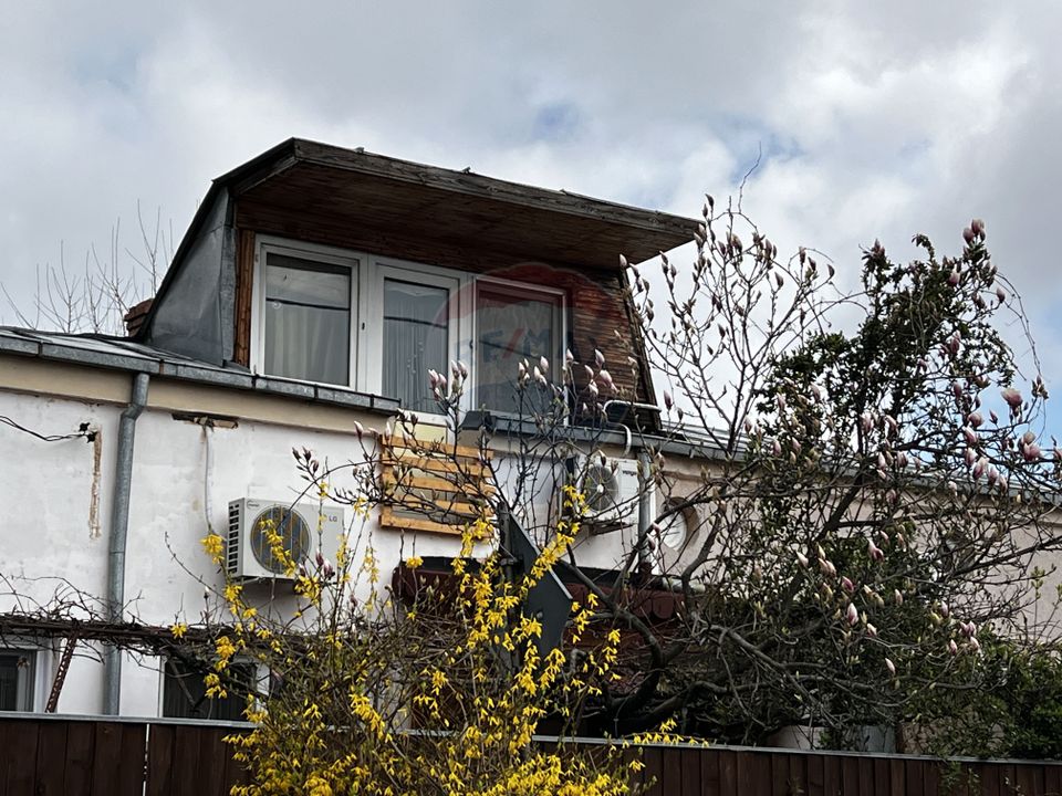 Villa for sale, 3 rooms in 1 Mai / Chibrit area - Bucharest