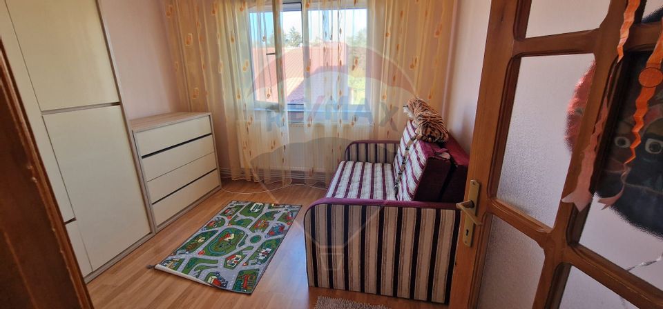 Apartament cu e camere, strada Pictor Theodor Aman, etjul  2