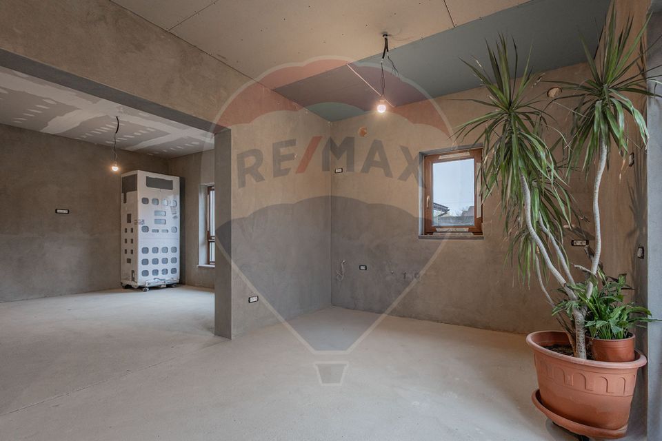 Casă / Vilă cu 3 camere de vânzare