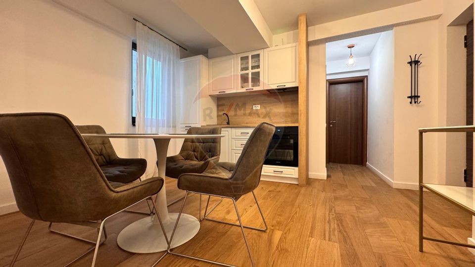 Apartament format din 3 imobile, vedere frontala la mare, Mamaia Nord