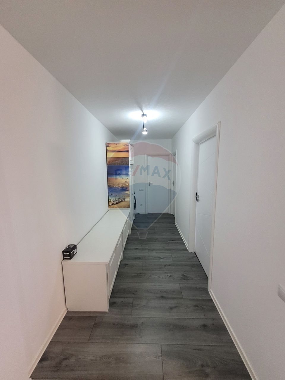 Apartament de inchiriat 3 camere loc parcare zona Doamna Stanca