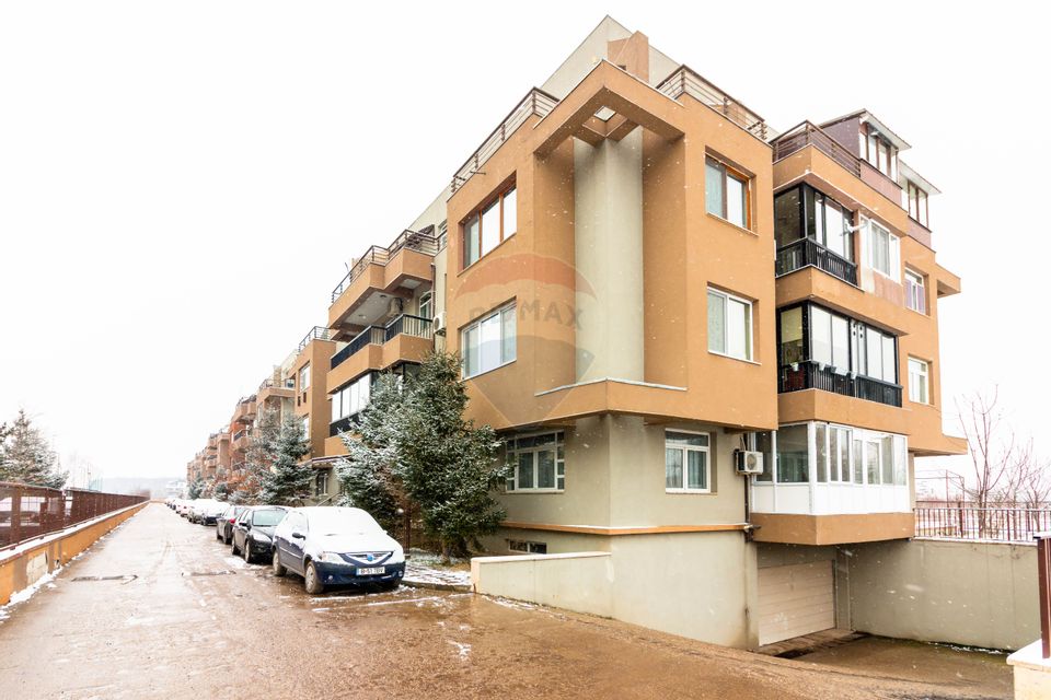 Apartament cu 3 camere de închiriat în zona Sisesti