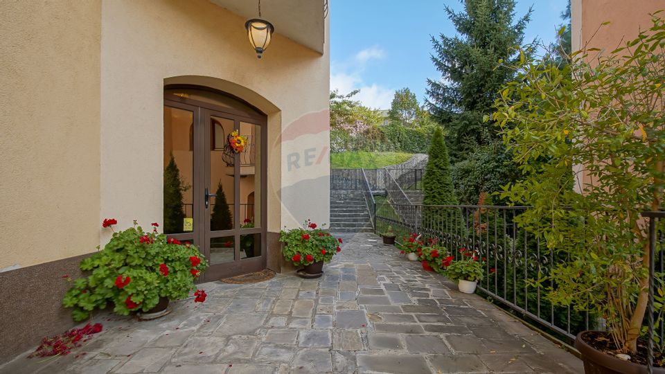 Casă / Vilă de vânzare – Strada Sitei nr. 42, Brașov