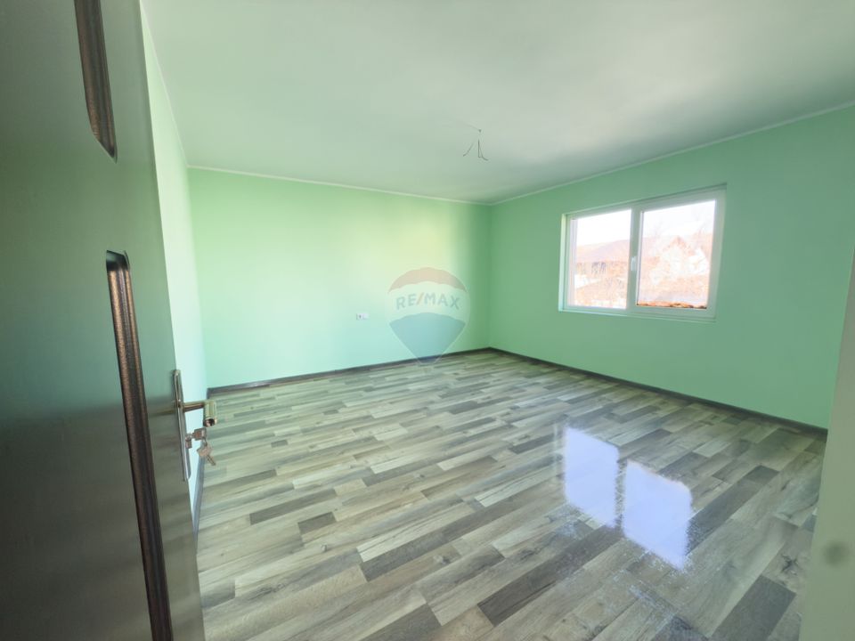 8 room House / Villa for sale, Central area