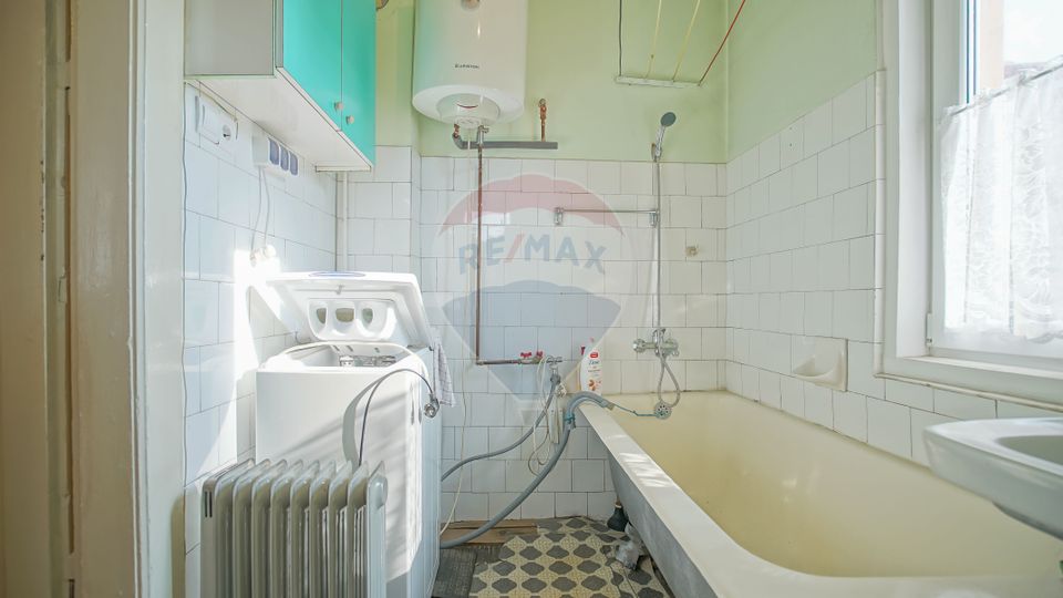 Apartament in vila, de vanzare, în zona Aurel Vlaicu