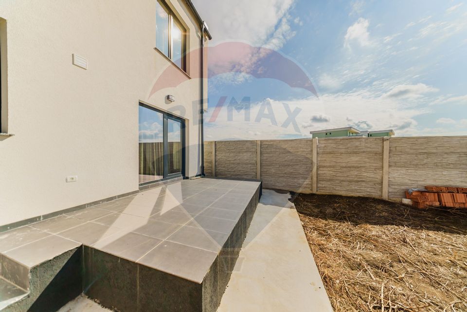 Casa tip duplex de inchiriat in Via Carmina