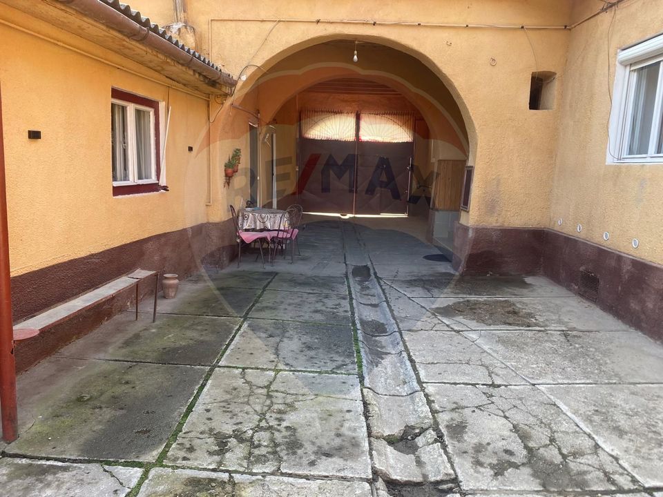 7 room House / Villa for sale