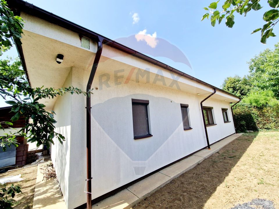 4 room House / Villa for sale