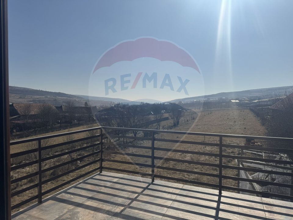5 room House / Villa for sale