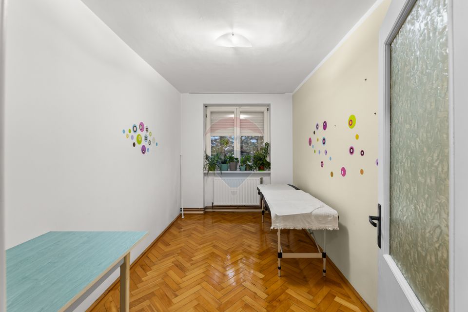 4 room Apartment for rent, Banu Maracine area