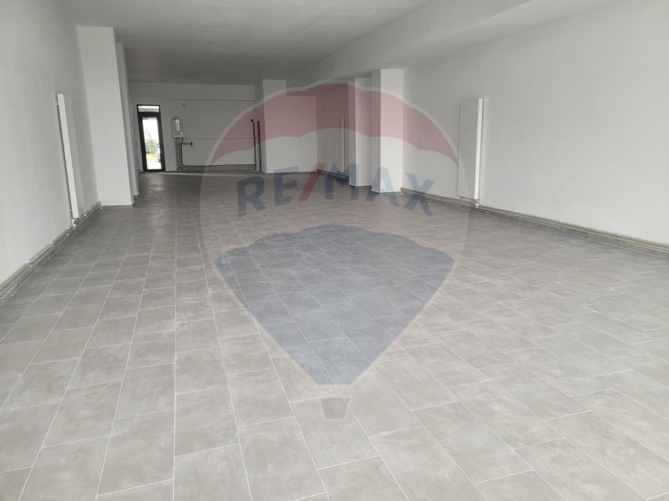 160sq.m Commercial Space for rent, Titan area