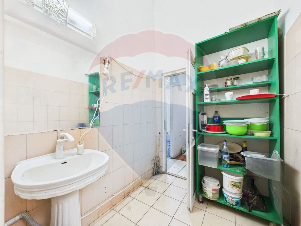 70sq.m Commercial Space for rent, Vacaresti area