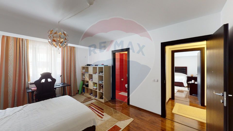 Bucharest New 4 rooms Bazilescu park with parking space