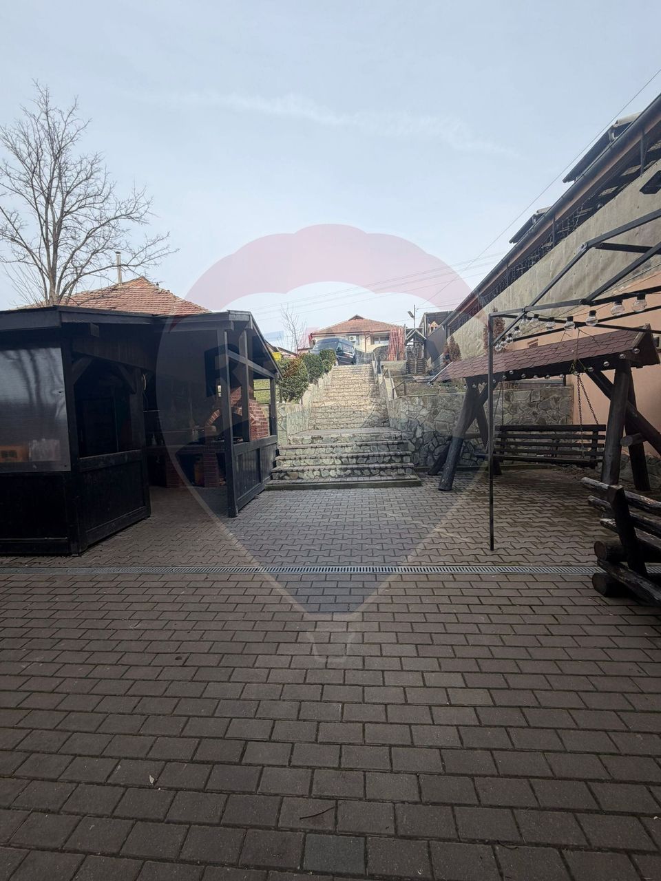 5 room House / Villa for sale, 1 Mai area