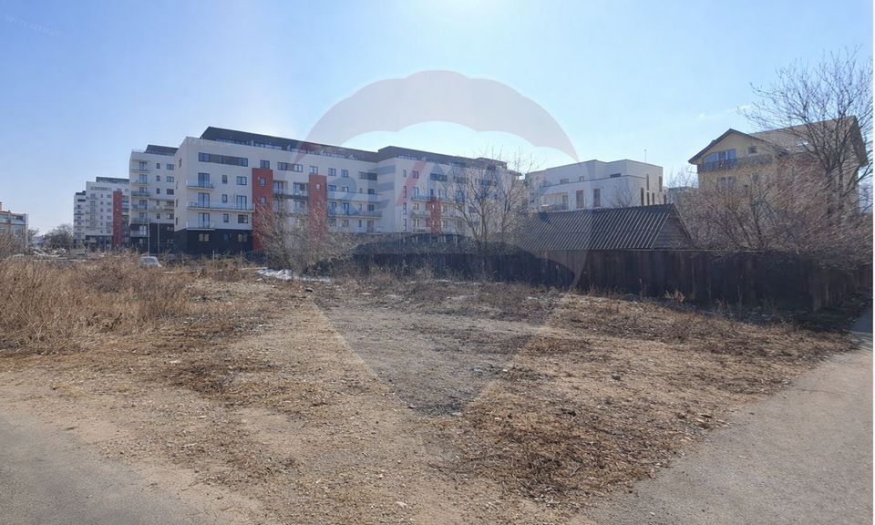 Teren de închiriat–700 mp –Tractorul, Brașov | Str. Christian Pomarius