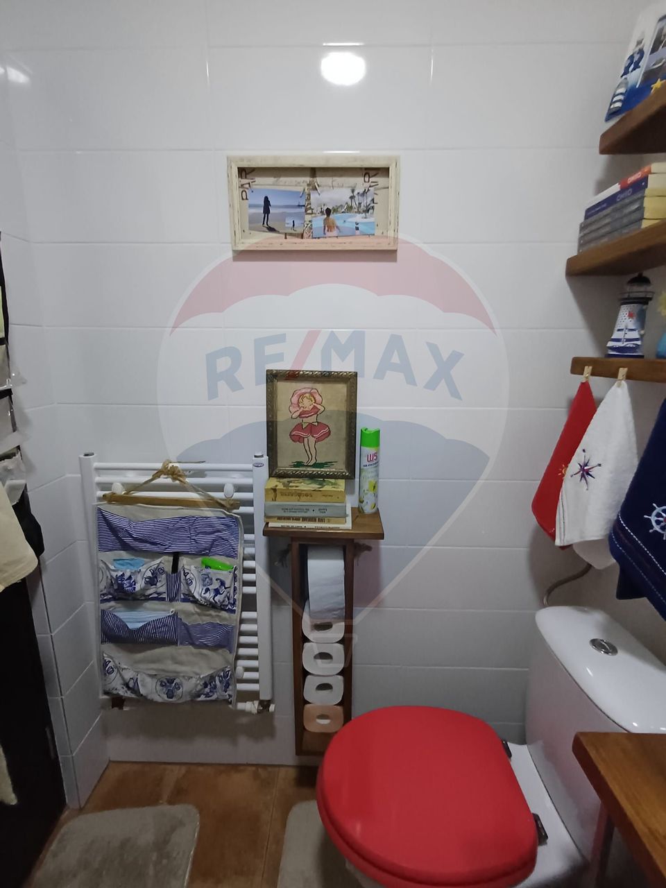 Apartament cu 2 camere de vânzare în zona Republicii