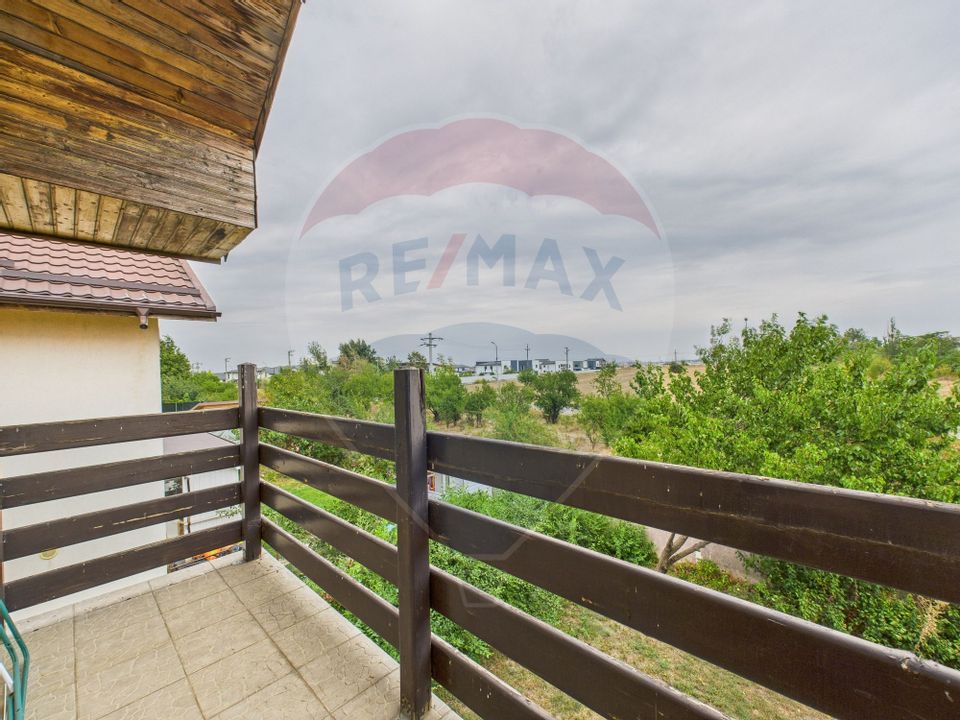 5 room House / Villa for sale