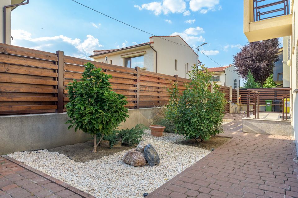 CASĂ / VILĂ PREMIUM DE VÂNZARE ÎN OTOPENI