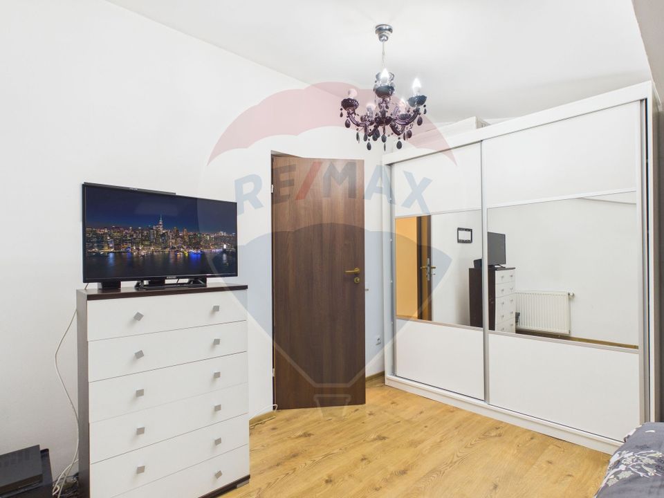 2-room apartment – modern, 62 sqm, attic | Parking included |