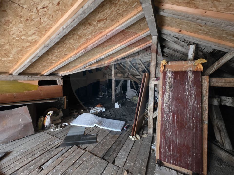 Apartament 5 camere vanzare in casă / vilă Bucuresti, Rosetti