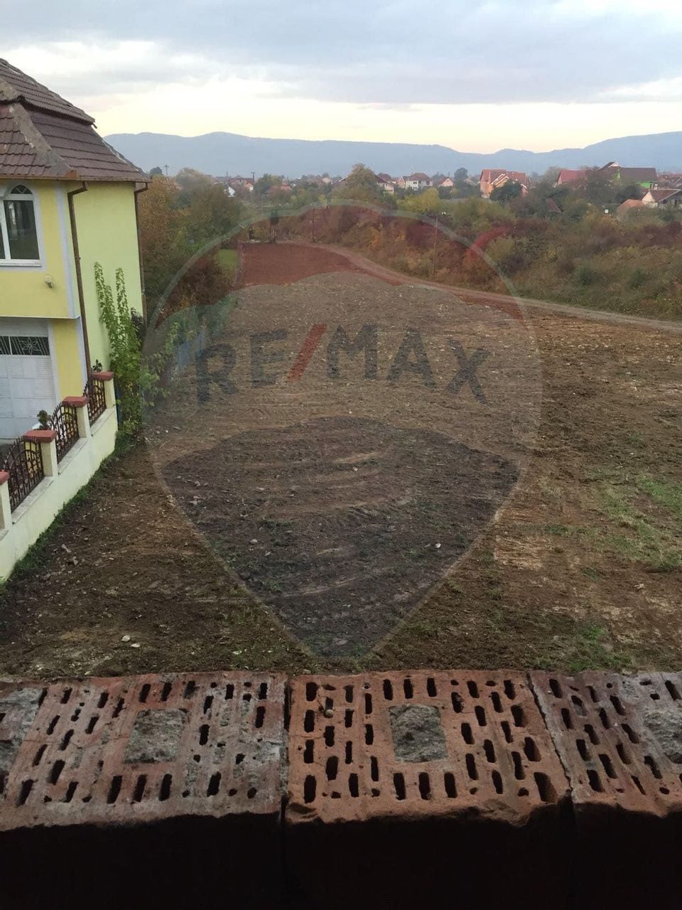 12 room House / Villa for sale, Est area