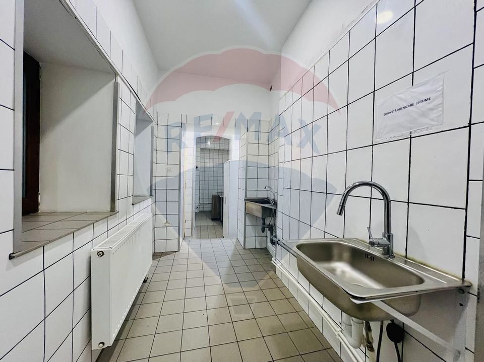 265sq.m Commercial Space for rent, P-ta Ovidiu area