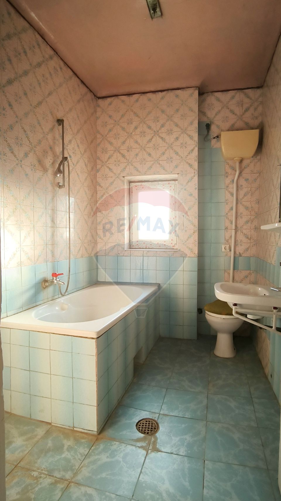 Casă cu istorie în inima Dumbrăveniului – 15 min. de Sighisoara!