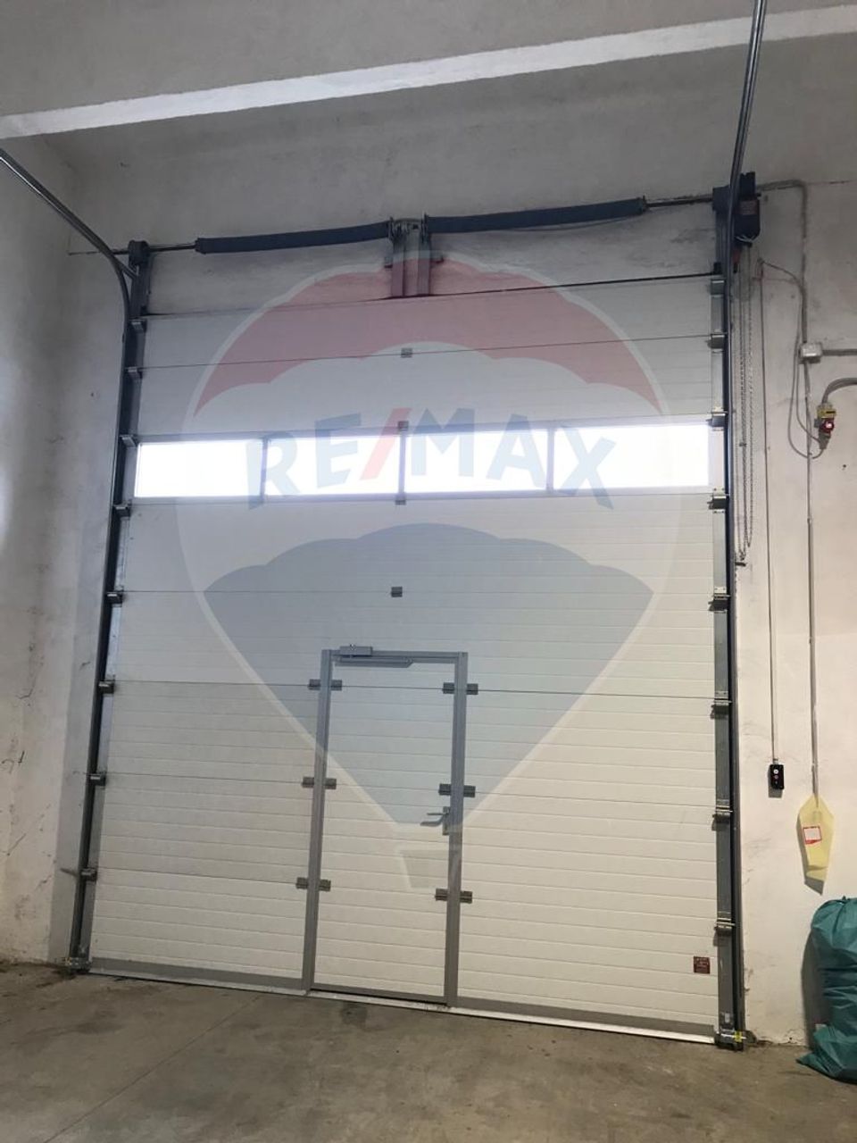 Spațiu industrial/hală depozitare 400mp de închiriat, zona Vlaicu