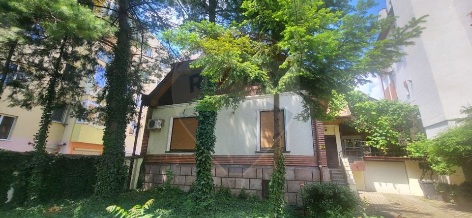 6 room House / Villa for sale, Romanilor area