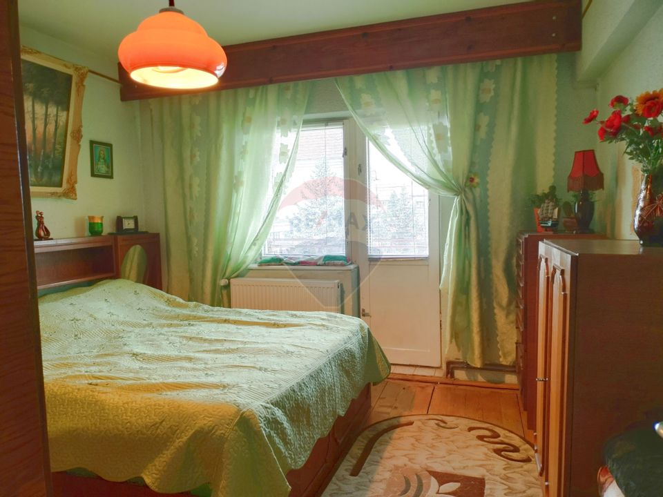 Apartament 3 camere zona primariei -Medias