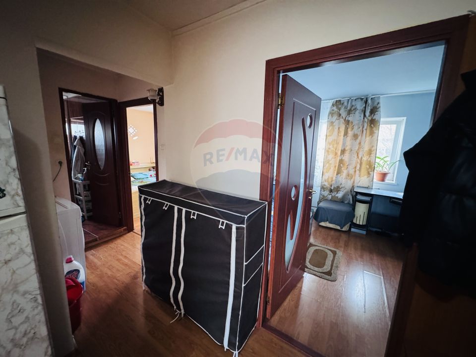 Apartament cu 3 camere de vânzare în zona Nufarul/Ghibu